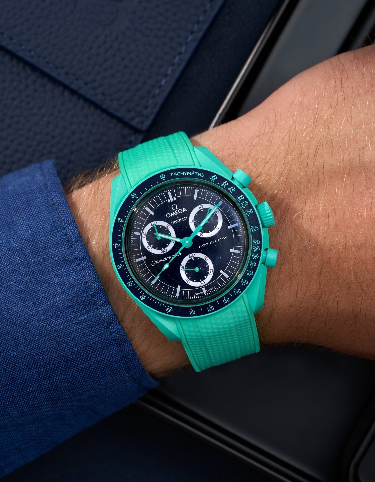 MoonSwatch Mission On Earth - Polar Lights Watch (Rubber Strap)